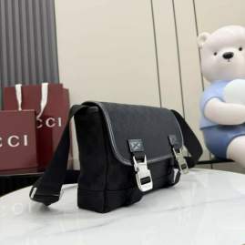 Picture of Gucci Mens Bags _SKUfw228519396fw